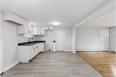 131 Woodland Avenue, Cranston, RI 02920 - Photo 5