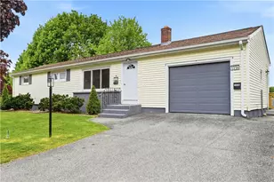 131 Woodland Ave, Cranston, RI 02920 - Photo 1