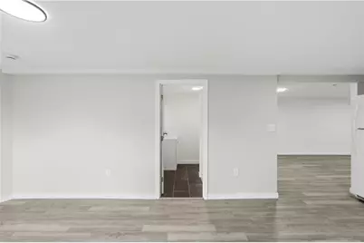 131 Woodland Avenue, Cranston, RI 02920 - Photo 25