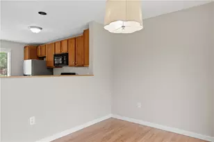 50 Abbott Run Valley Rd, Cumberland, RI 02864 - Photo 9