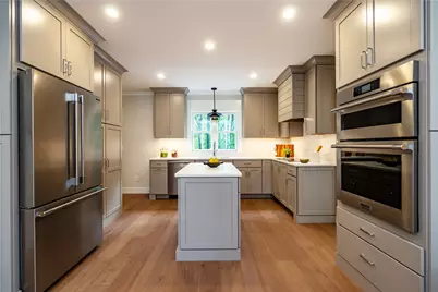 520 Greenbush Road, Warwick, RI 02818 - Photo 15