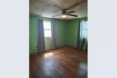 315 Grosvenor Avenue, East Providence, RI 02914 - Photo 7