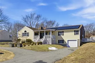 52 Viking Dr, Portsmouth, RI 02871 - Photo 7