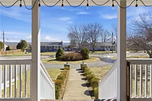52 Viking Dr, Portsmouth, RI 02871 - Photo 3