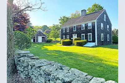 6 Baldwin Road, Middletown, RI 02842 - Photo 1