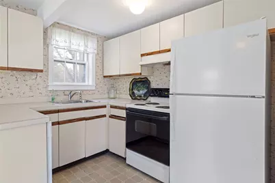 6 Baldwin Road, Middletown, RI 02842 - Photo 15