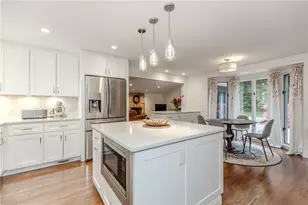 7 White Birch Rd, Cranston, RI 02920 - Photo 9