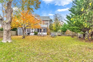 52 County Rd, Barrington, RI 02806 - Photo 35