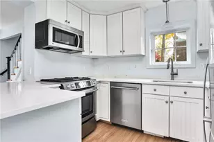 52 County Rd, Barrington, RI 02806 - Photo 7