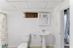81 Rushmore Ave, Providence, RI 02909 - Photo 27