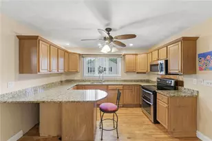 81 Rushmore Ave, Providence, RI 02909 - Photo 9
