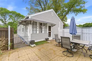 81 Rushmore Ave, Providence, RI 02909 - Photo 37