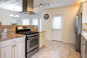 34 Shore Rd, East Providence, RI 02915 - Photo 19
