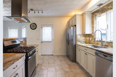 34 Shore Road, East Providence, RI 02915 - Photo 15