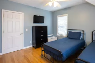 34 Shore Rd, East Providence, RI 02915 - Photo 23