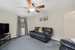 637 Read School House Rd, Coventry, RI 02816 - Photo 5