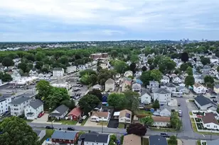 50 Prentice Ave, Pawtucket, RI 02860 - Photo 21
