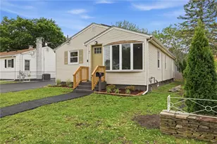 50 Prentice Ave, Pawtucket, RI 02860 - Photo 3