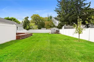339 George Arden Ave, Warwick, RI 02886 - Photo 37