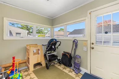 106 Martin Street, Pawtucket, RI 02861 - Photo 21