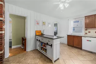 106 Martin St, Pawtucket, RI 02861 - Photo 15