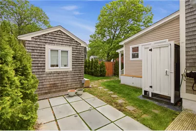 51 Callender Avenue, Newport, RI 02840 - Photo 35