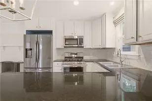 51 Callender Ave, Newport, RI 02840 - Photo 7