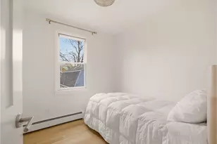 51 Callender Ave, Newport, RI 02840 - Photo 15