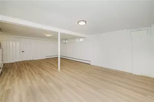 25 Pensaukee Ave, North Providence, RI 02911 - Photo 27