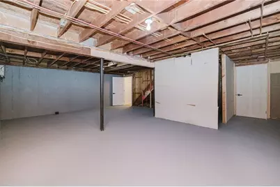 25 Pensaukee Avenue, North Providence, RI 02911 - Photo 31