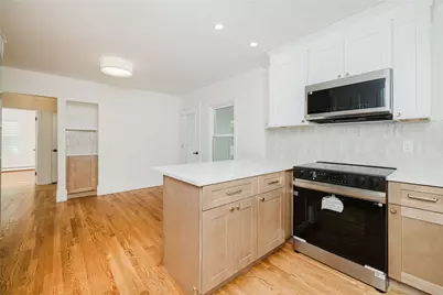 25 Pensaukee Avenue, North Providence, RI 02911 - Photo 17