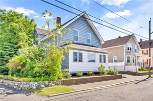 86 Woodward Ave, East Providence, RI 02914 - Photo 3