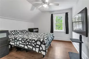 325 Church Ave, Warwick, RI 02889 - Photo 13