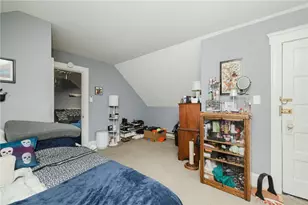 60 Centre St, East Providence, RI 02916 - Photo 27