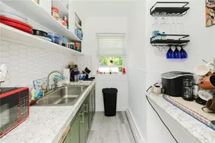 60 Centre St, East Providence, RI 02916 - Photo 15