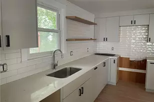28 Hilltop Dr, Warwick, RI 02818 - Photo 15