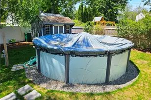 190 Arnolds Neck Dr, Warwick, RI 02886 - Photo 27