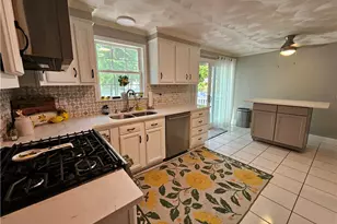 190 Arnolds Neck Dr, Warwick, RI 02886 - Photo 7