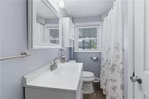 72 Julian St, Pawtucket, RI 02861 - Photo 15