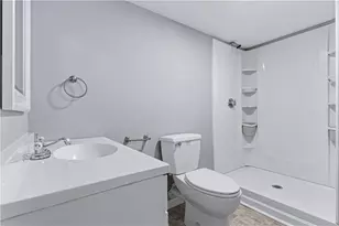 72 Julian St, Pawtucket, RI 02861 - Photo 23