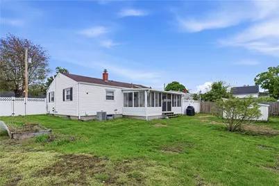 72 Julian Street, Pawtucket, RI 02861 - Photo 5