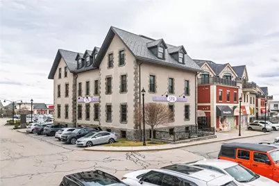1000 Chapel View Boulevard #312, Cranston, RI 02920 - Photo 3