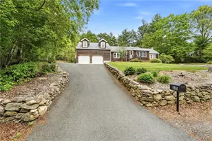 685 Round Top Rd, Burrillville, RI 02830 - Photo 3