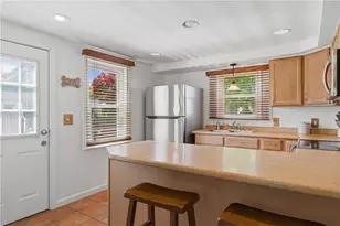 191 Long View Dr, Warwick, RI 02886 - Photo 15