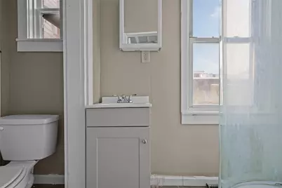 226 South Main Street, Woonsocket, RI 02895 - Photo 33