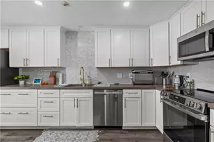 66 Girard Ave, Newport, RI 02840 - Photo 5