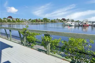 67 Ocean Ave, Cranston, RI 02905 - Photo 5