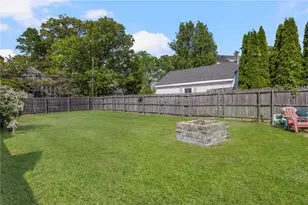 68 Maryland Ave, Warwick, RI 02888 - Photo 33
