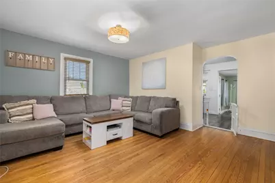 68 Maryland Avenue, Warwick, RI 02888 - Photo 5