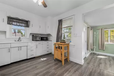 68 Maryland Avenue, Warwick, RI 02888 - Photo 11